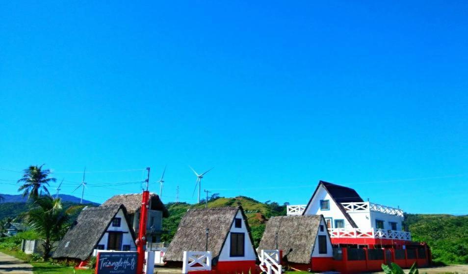Triangle Huts Hotel Pagudpud Exterior foto
