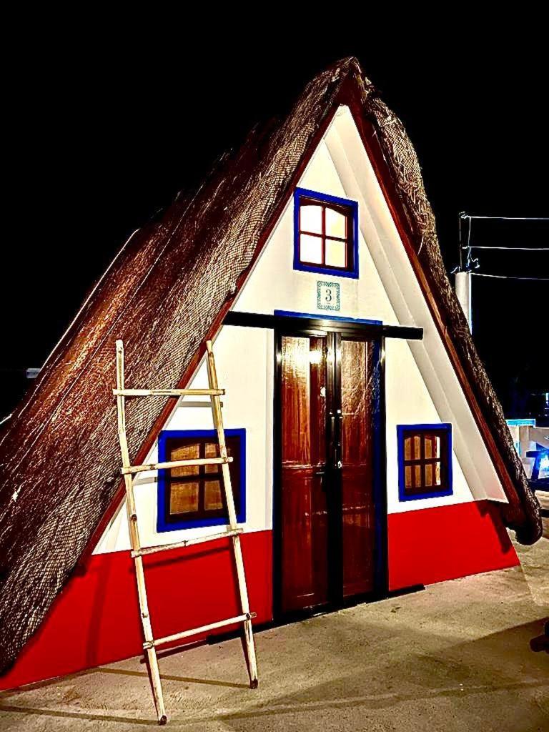 Triangle Huts Hotel Pagudpud Exterior foto